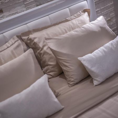 Luxury Boutique Studio Apartments 부드바 외부 사진